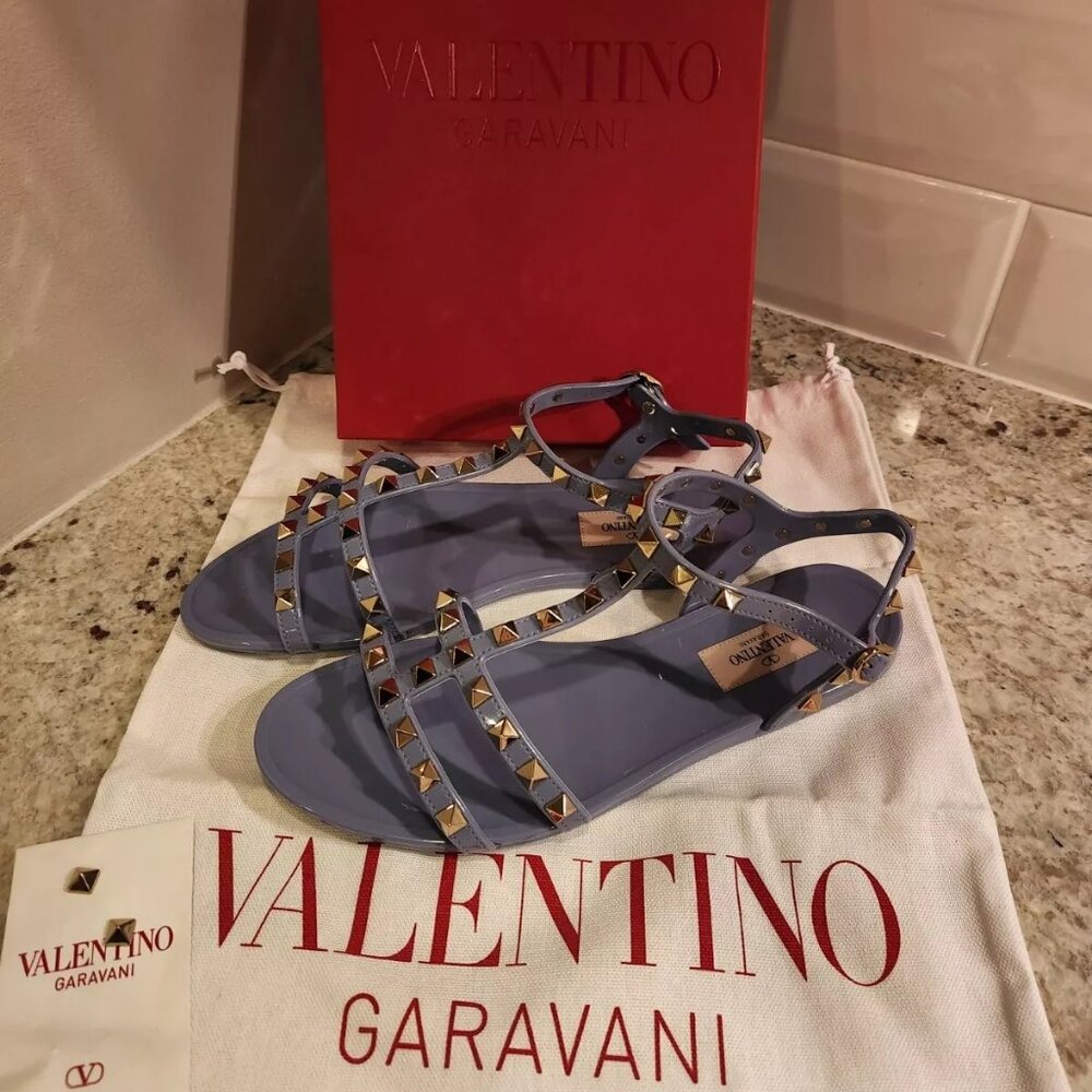 Valentino Garavani rockstud sandals 37 NEW **IN BOX